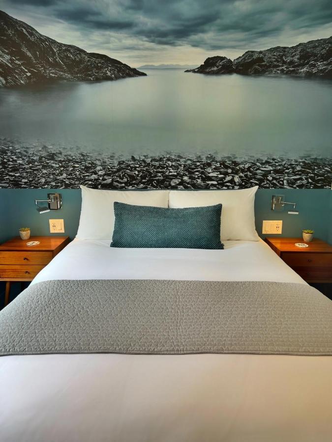 Artisan Suites On Bowen Snug Cove Экстерьер фото