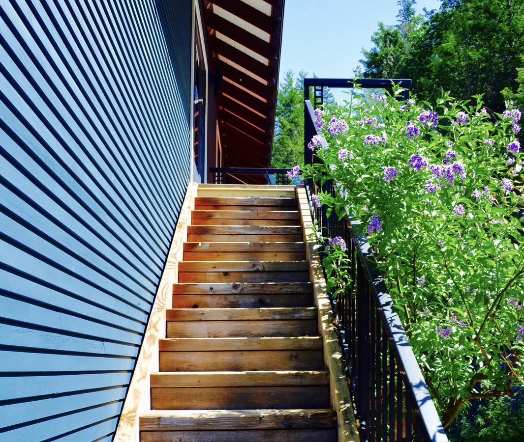 Artisan Suites On Bowen Snug Cove Экстерьер фото